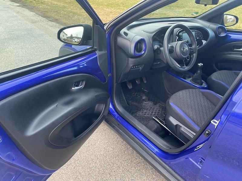 Gebraucht Toyota Aygo X Pulse 72 PS (52 kW) 2022 Blau SUV