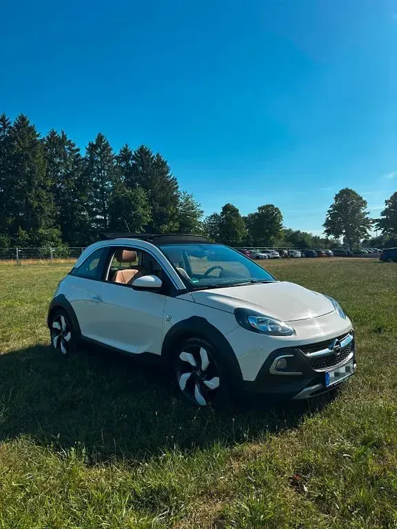 Gebraucht Opel Adam Rocks Rocks 116 PS (85 kW) 2017 Weiß Kleinwagen