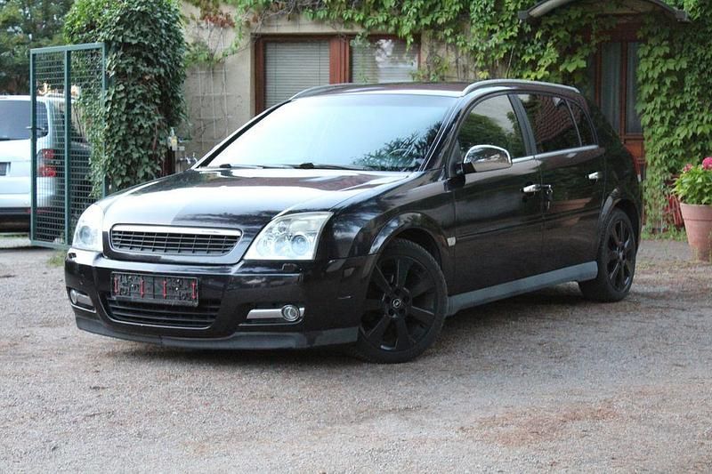 Saphirschwarz mi2 Gebraucht 2004 Opel Signum Elegance Kombi | 3.999 € - Bild 1/4