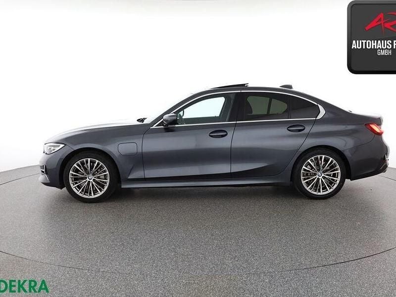 Gebraucht BMW 330e Luxury Line 252 PS (185 kW) 2019 Mineralgrau Limousine