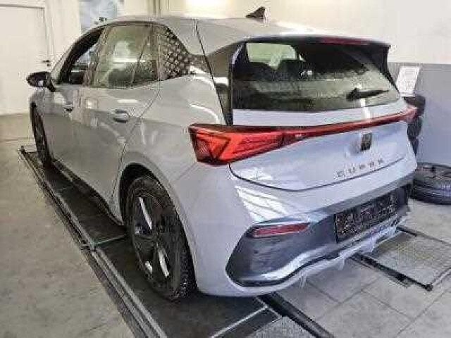 Gebraucht Cupra Born 150 kW (204 PS) 2022 Vaporgrau Kleinwagen