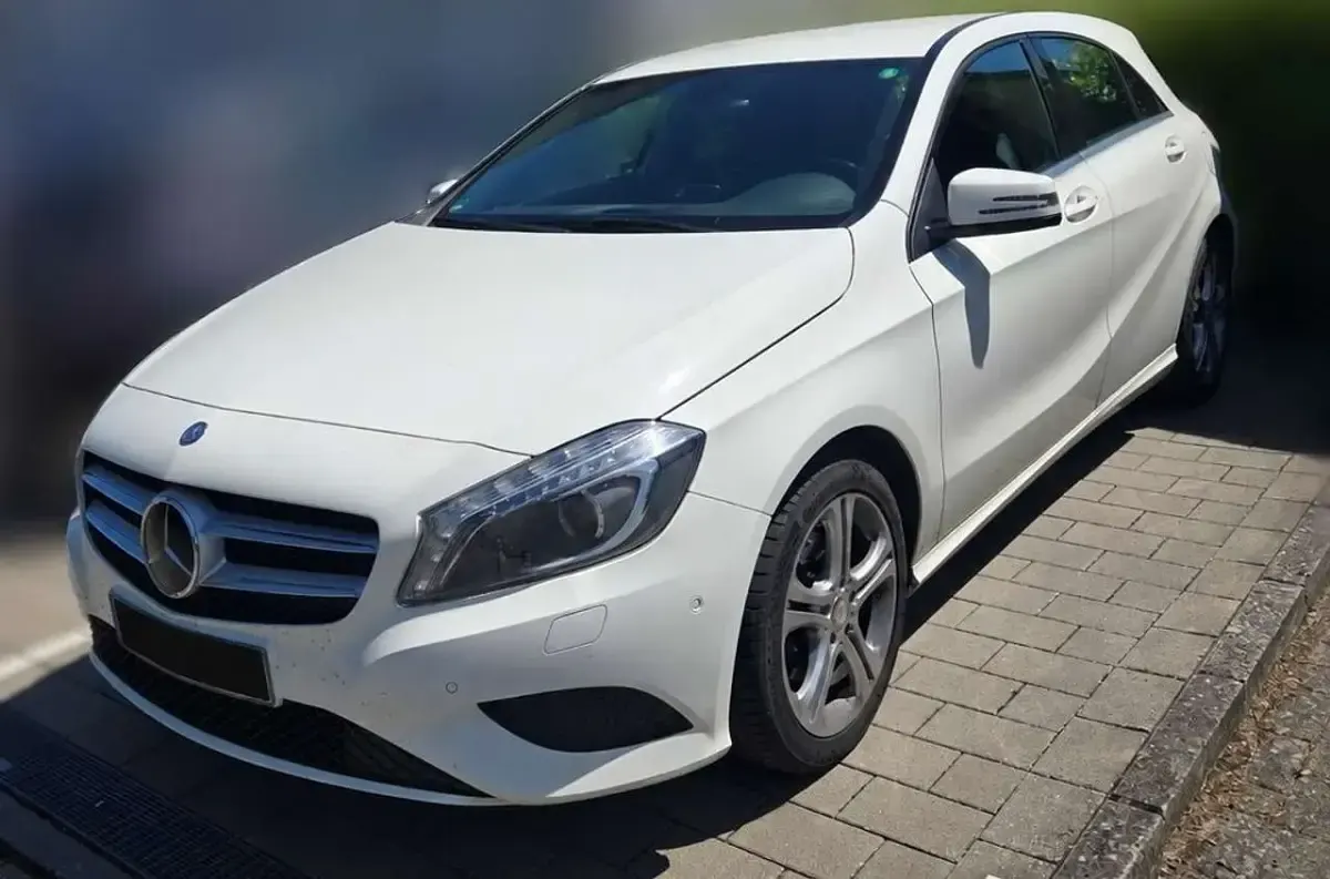 Gebraucht Mercedes 200 136 PS (100 kW) 2015