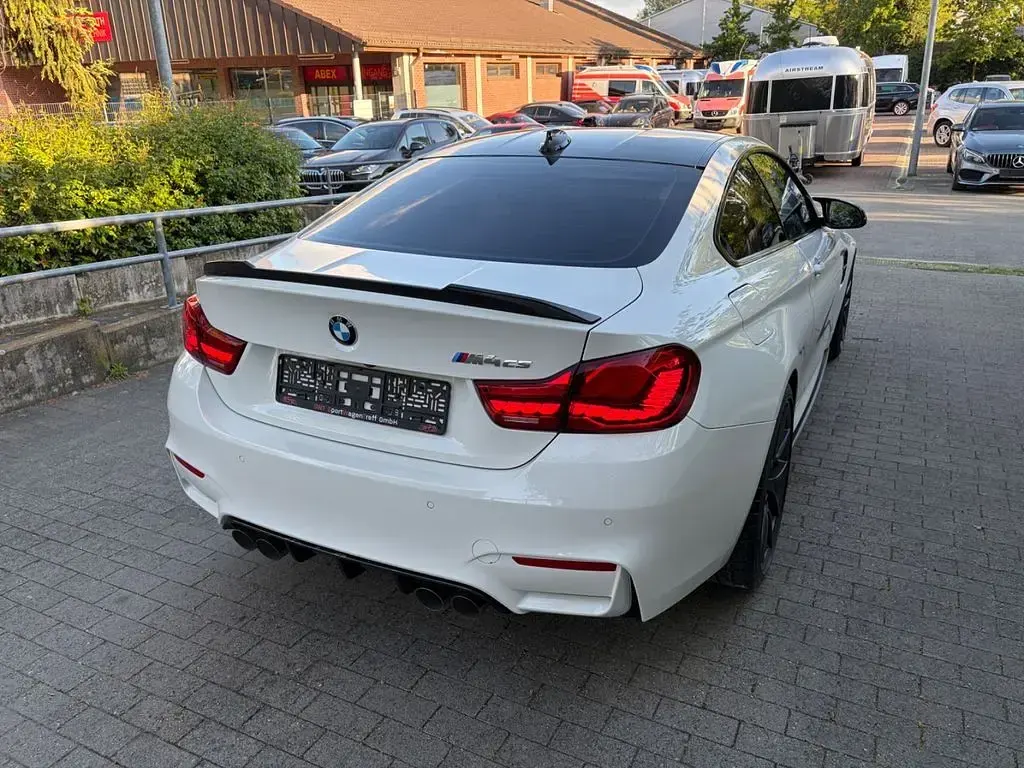 Używany BMW M4 Performance 460 KM (338 kW) 2019 Biały Coupe