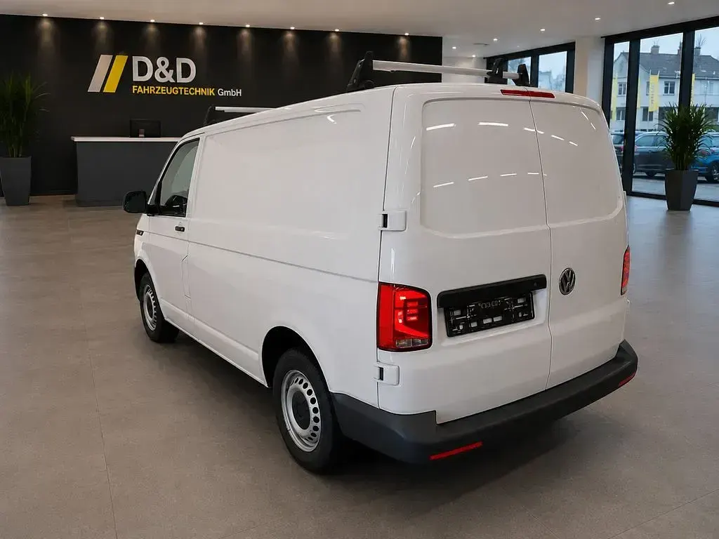 Gebraucht VW T6.1 110 PS (80 kW) 2021 Weiß Van