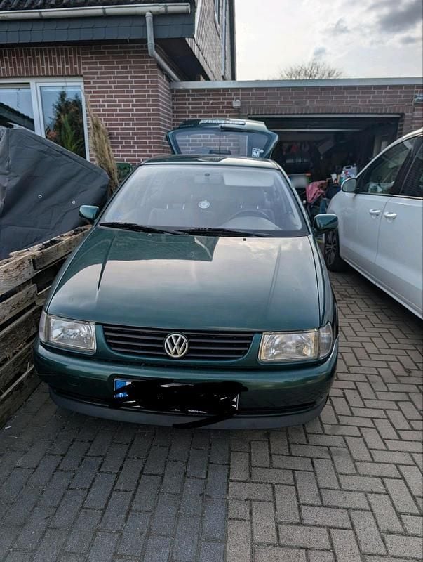 Gebraucht VW Polo 50 PS (36 kW) 1999 Grün Kleinwagen