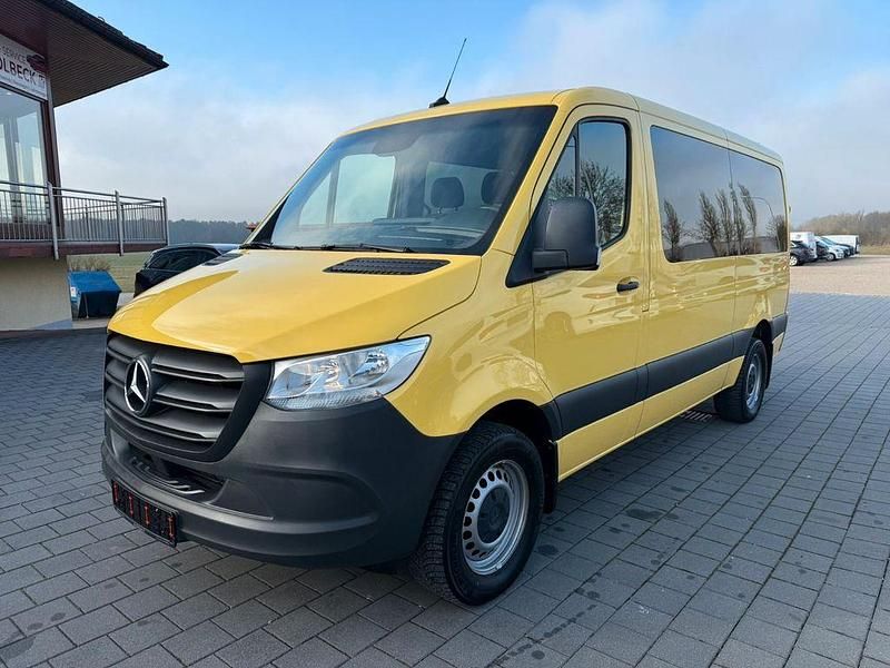 Gebraucht Mercedes Sprinter 170 PS (125 kW) 2024 Gelb Van