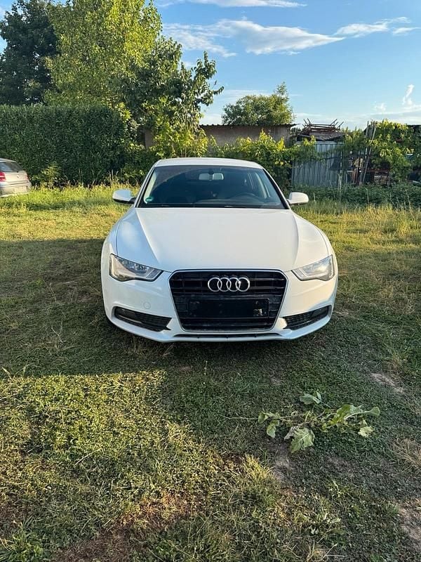 Weiß Gebraucht 2013 Audi A5 Coupé | 12.500 € (Fairer Preis) - Bild 1/4