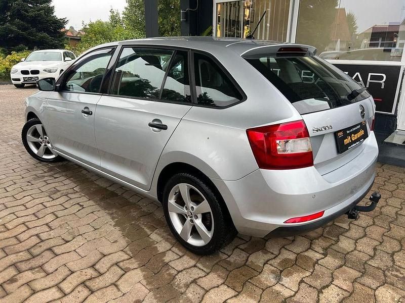 Gebraucht Skoda Rapid Cool Edition 90 PS (66 kW) 2015 Silber Limousine