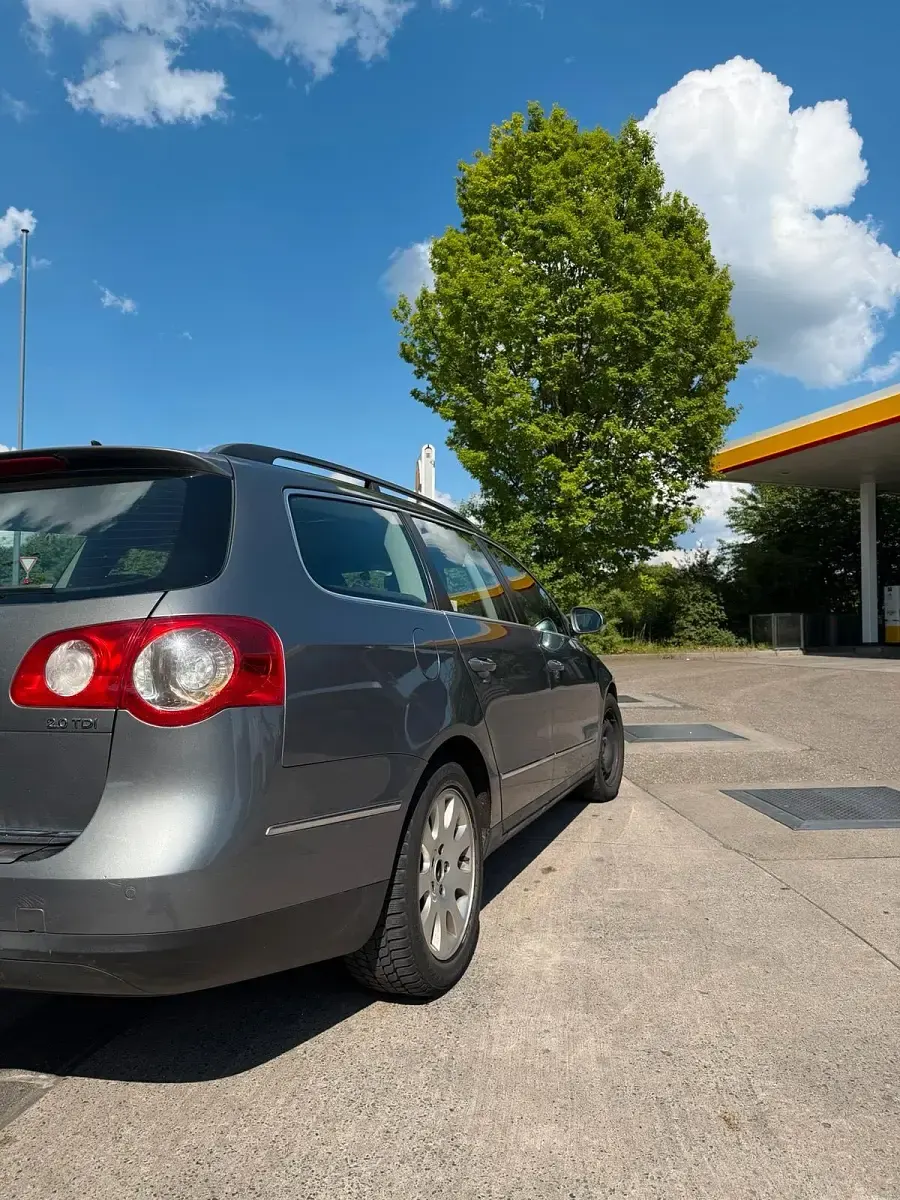 Gebraucht VW Passat 142 PS (104 kW) 2007 Grün Kombi