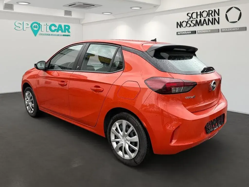 Używany Opel Corsa-e 100 kW (136 KM) 2022 Pomarańczowy Hatchback