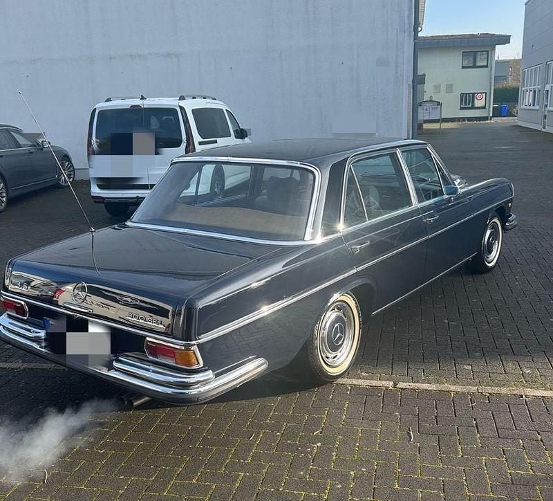 Gebraucht Mercedes 300 200 PS (147 kW) 1970 Blau Limousine