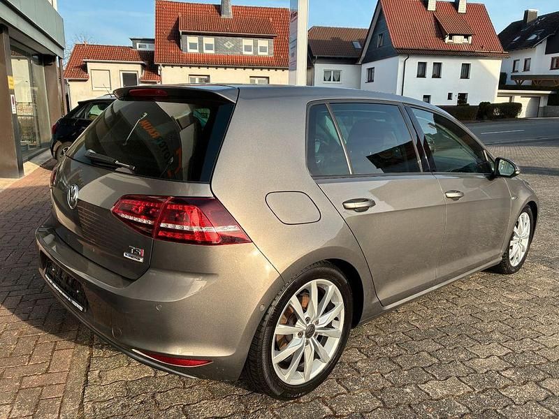 Gebraucht VW Golf VII Cup 122 PS (89 kW) 2014 Grau Limousine