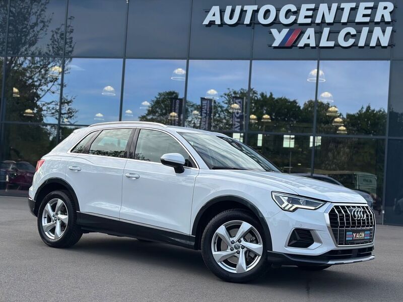 Weiß Gebraucht 2019 Audi Q3 Sport SUV | 26.890 € (Fairer Preis) - Bild 1/4