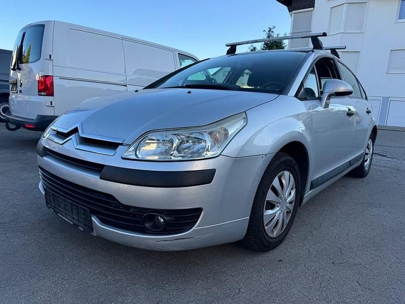 Grau Gebraucht 2005 Citroën C4 Style Limousine | 1.300 € (Guter Preis) - Bild 1/4