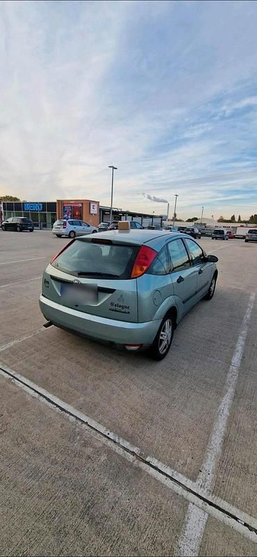Second-hand Ford Focus 75 CP (55 kW) 1999 Berlinǎ