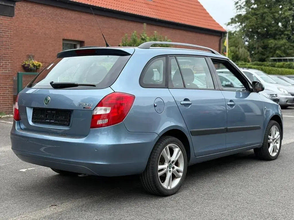 Gebraucht Skoda Fabia Sport 105 PS (77 kW) 2008 Blau Kombi