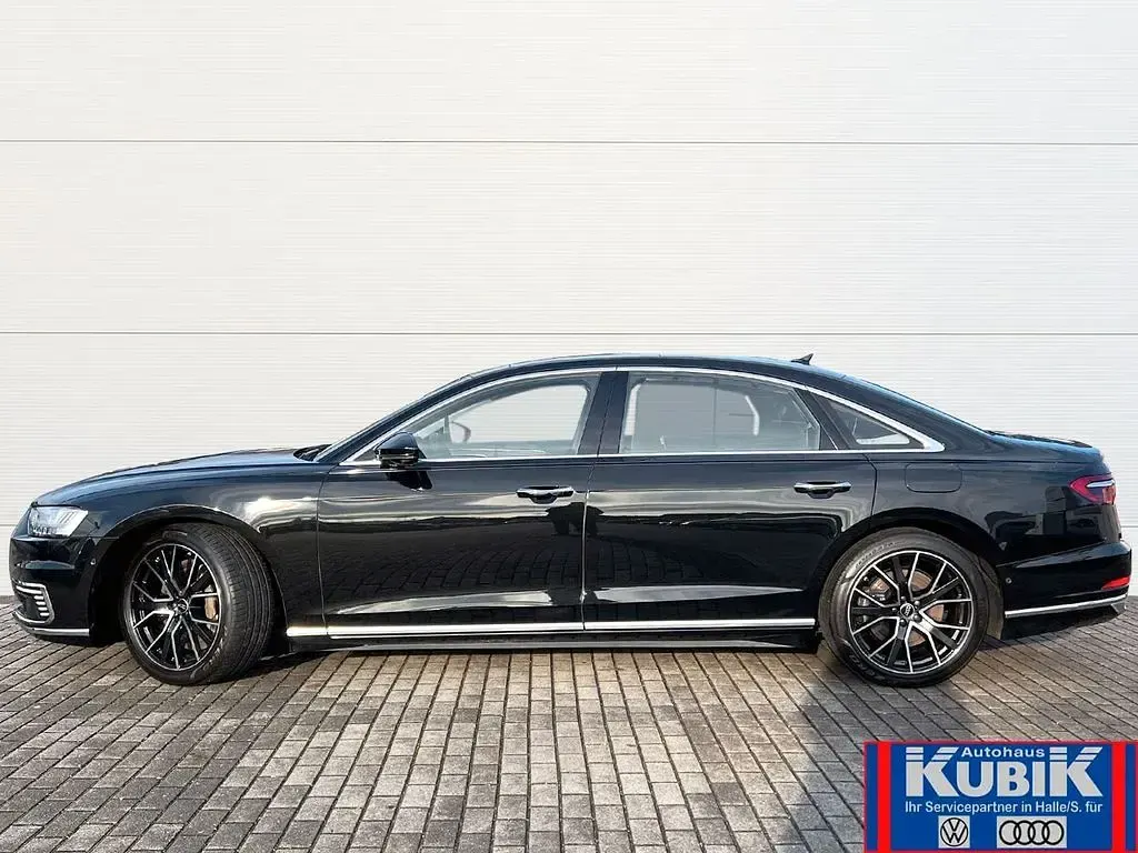 Gebraucht Audi A8L Sport 449 PS (330 kW) 2021 Mythosschwarz metallic Limousine