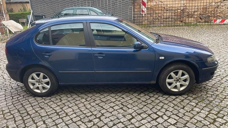 Gebraucht Seat Leon 105 PS (77 kW) 2002 Blau Kleinwagen