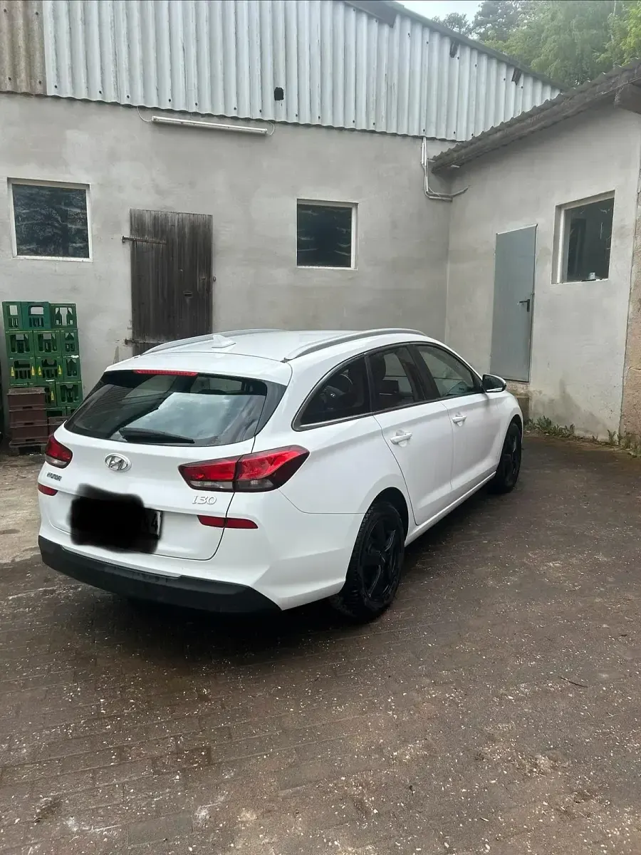 Gebraucht Hyundai i30 140 PS (102 kW) 2019 Weiß Kombi