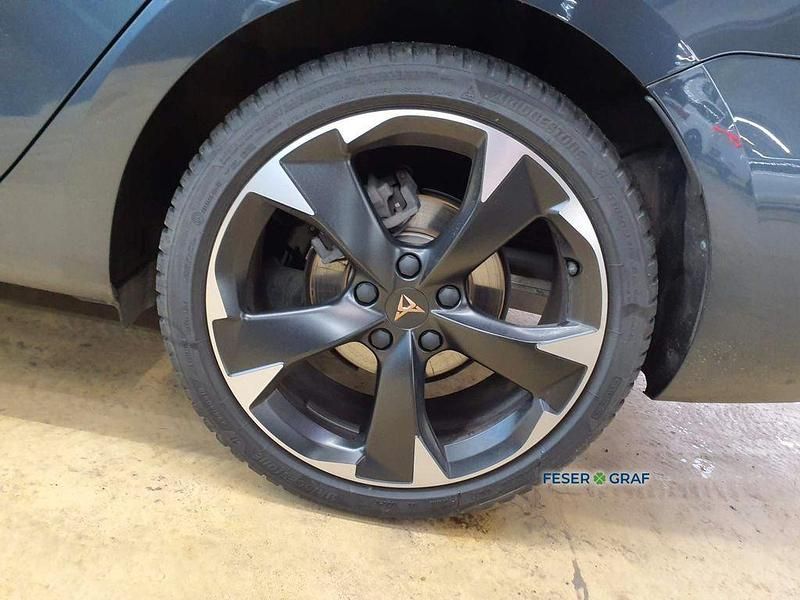Gebraucht Cupra Leon 150 PS (110 kW) 2025 Magnetic grau metallic Kombi