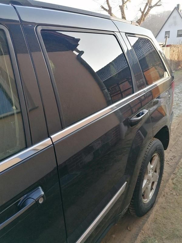 Schwarz Gebraucht 2006 Jeep Grand Cherokee SUV | 4.900 € (Fairer Preis) - Bild 1/4