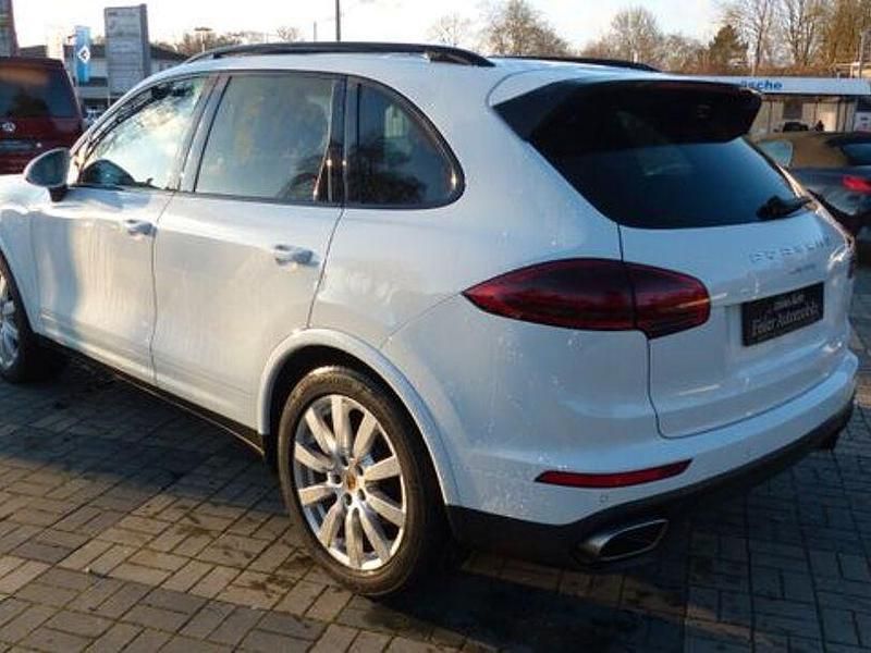 Gebraucht Porsche Cayenne Platinum Edition 324 PS (238 kW) 2017 Weiss SUV