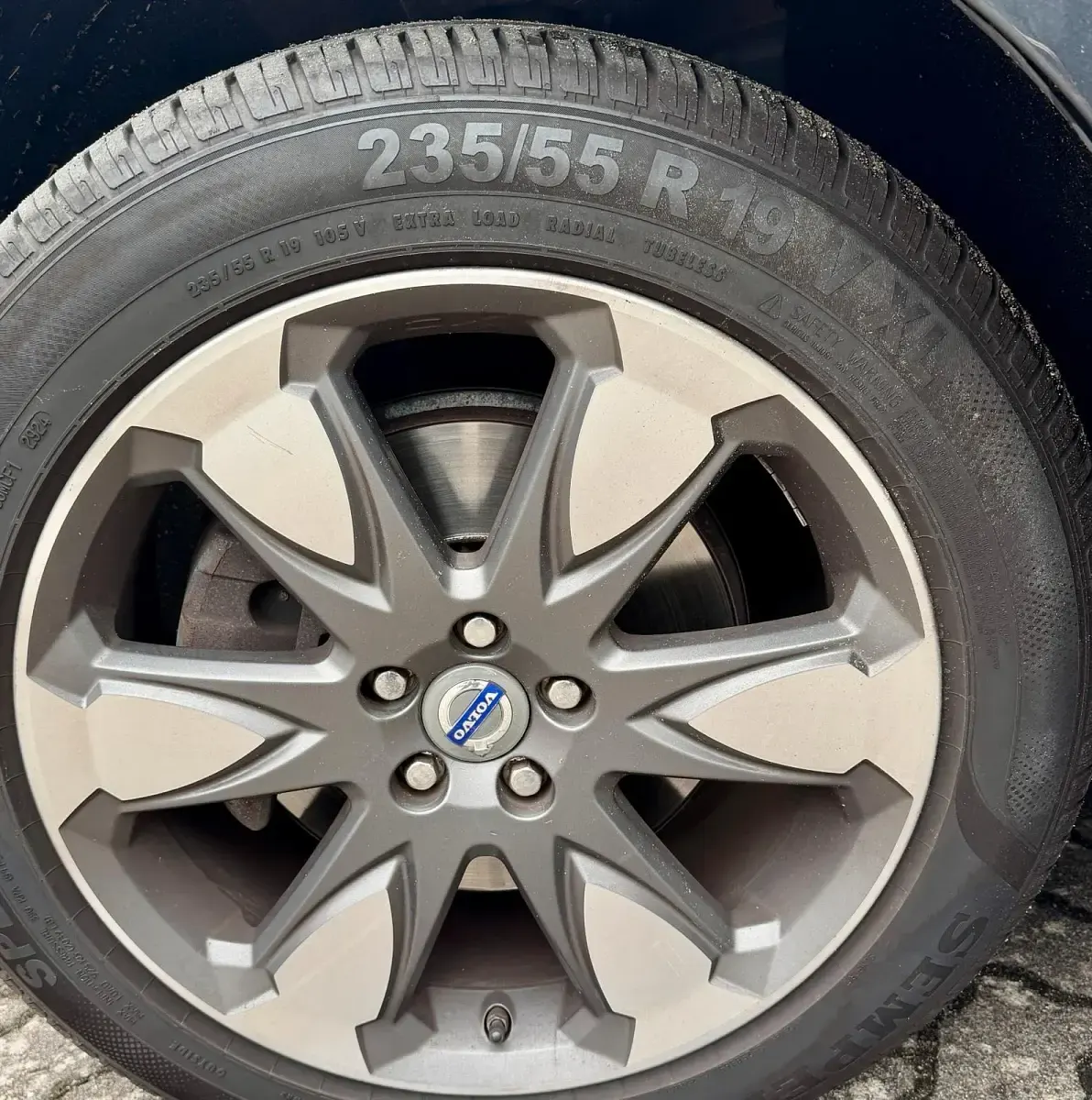 Gebraucht Volvo XC60 Summum 215 PS (158 kW) 2011 Schwarz SUV