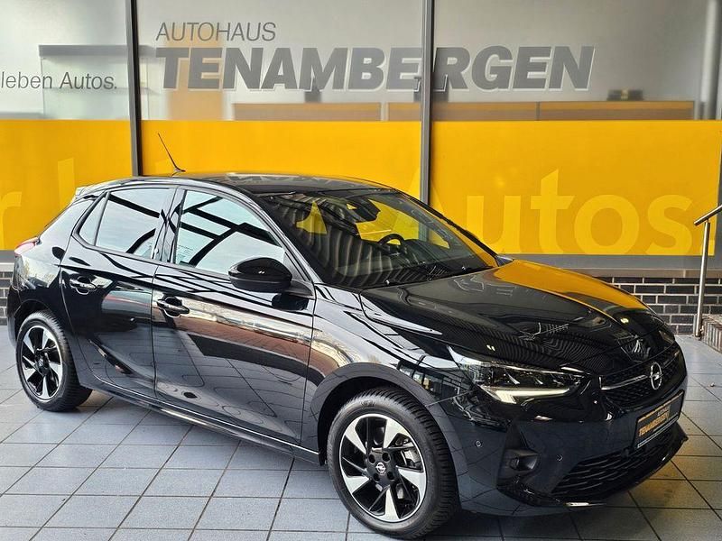 Schwarz perla nera Gebraucht 2023 Opel Corsa-e GS Line Kleinwagen | 19.800 € (Guter Preis) - Bild 1/4