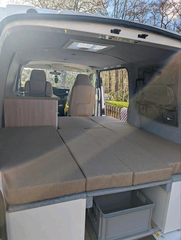 Gebraucht VW Transporter 102 PS (75 kW) 2020 Weiß Van