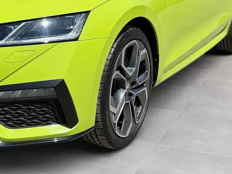 Gebraucht Skoda Octavia RS 245 PS (180 kW) 2024 Mamba grün Limousine