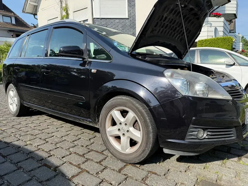 Gebraucht Opel Zafira Edition 105 PS (77 kW) 2006 Schwarz Van / Kleinbus