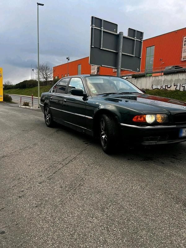 Gebraucht BMW 728 193 PS (141 kW) 1999 Grün Limousine