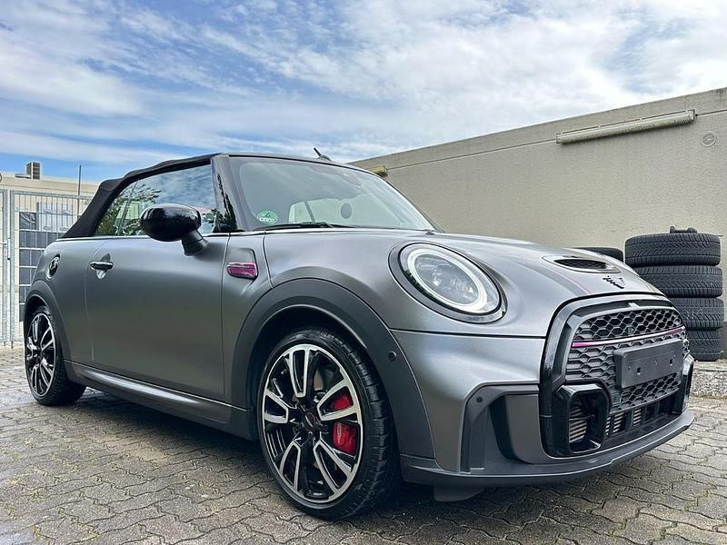 Gelb Gebraucht 2021 Mini John Cooper Works Cabriolet Cabrio | 28.790 € (Fairer Preis) - Bild 1/4