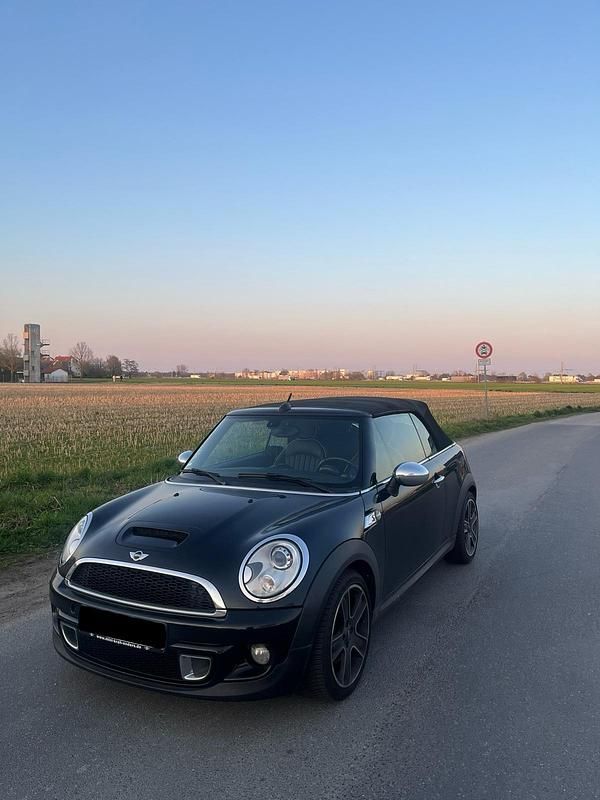 Gebraucht Mini Cooper S Cabriolet 184 PS (135 kW) 2014 Schwarz Cabrio
