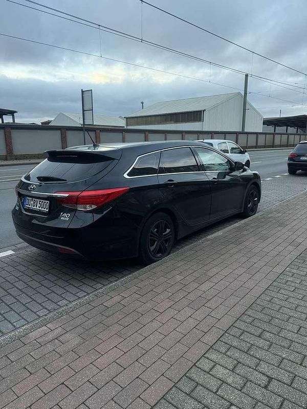 Gebraucht Hyundai i40 Style 136 PS (100 kW) 2012 Kombi