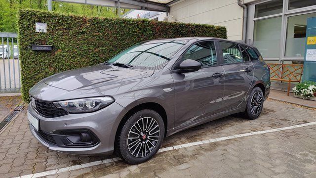 Gebraucht Fiat Tipo 131 PS (96 kW) 2024 Grau Kombi