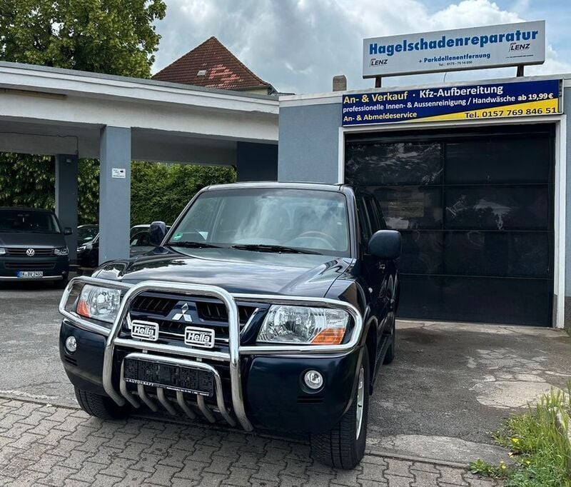 Blau Gebraucht 2005 Mitsubishi Pajero Elegance SUV | 5.999 € - Bild 1/4