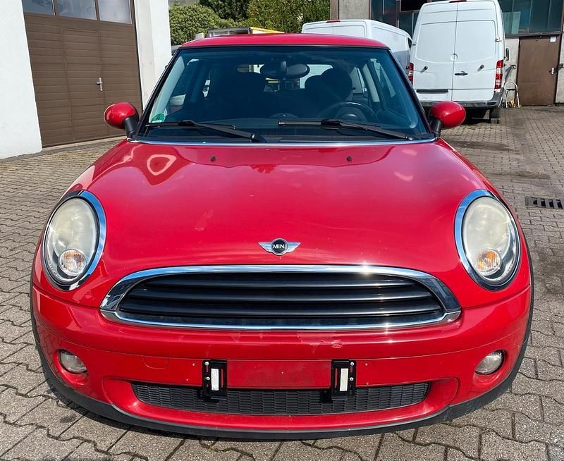 Rot Gebraucht 2009 Mini Cooper Kleinwagen | 2.700 € - Bild 1/4