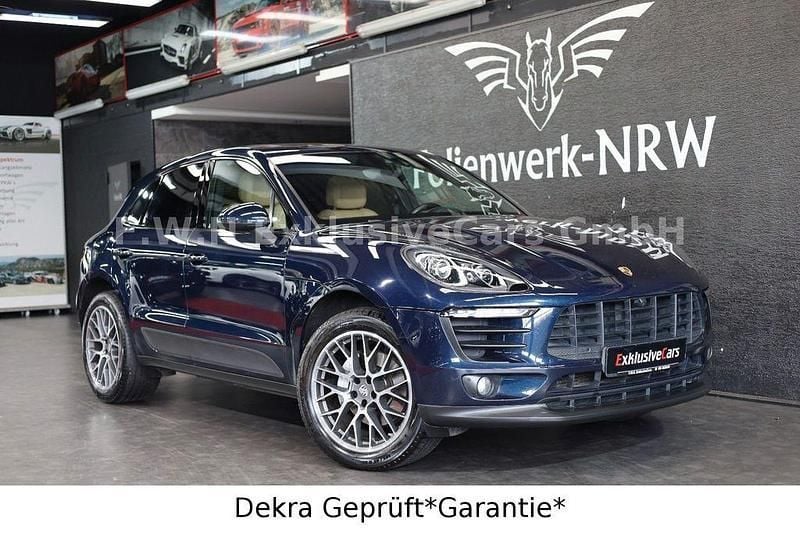 Blau Gebraucht 2018 Porsche Macan S Sport SUV | 32.790 € - Bild 1/4