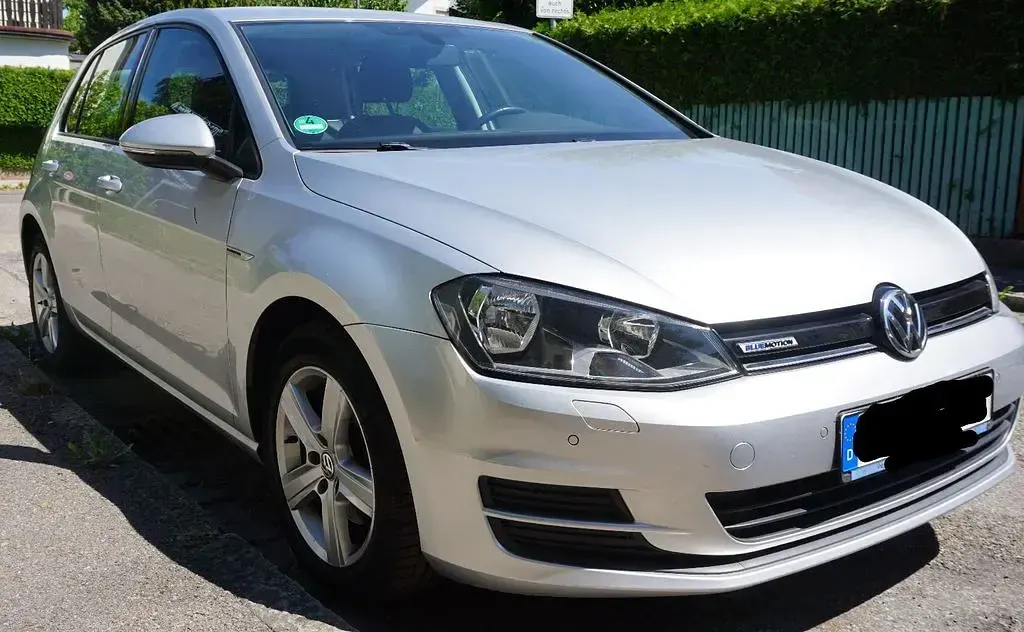 Gebraucht VW Golf VII Comfortline 110 PS (80 kW) 2016 Silber Limousine