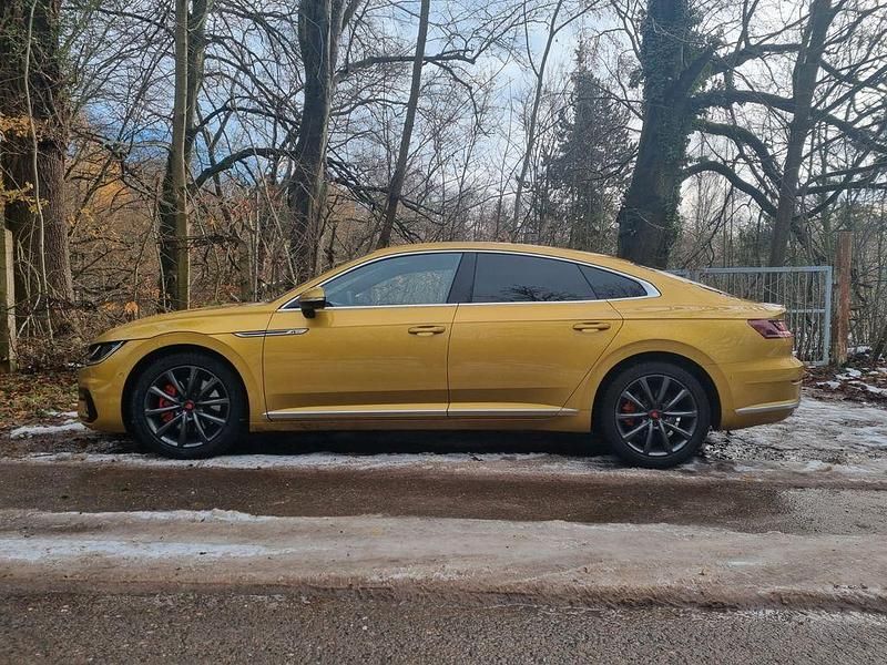 Gelb Gebraucht 2019 VW Arteon R-line Limousine | 25.990 € (Fairer Preis) - Bild 1/3