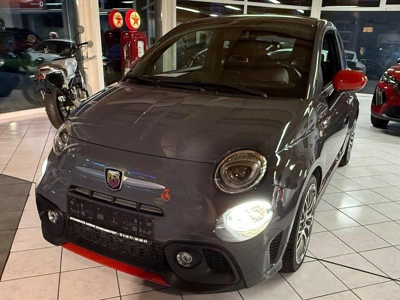 Grau Gebraucht 2017 Abarth 595 Kleinwagen | 13.900 € (Fairer Preis) - Bild 1/4
