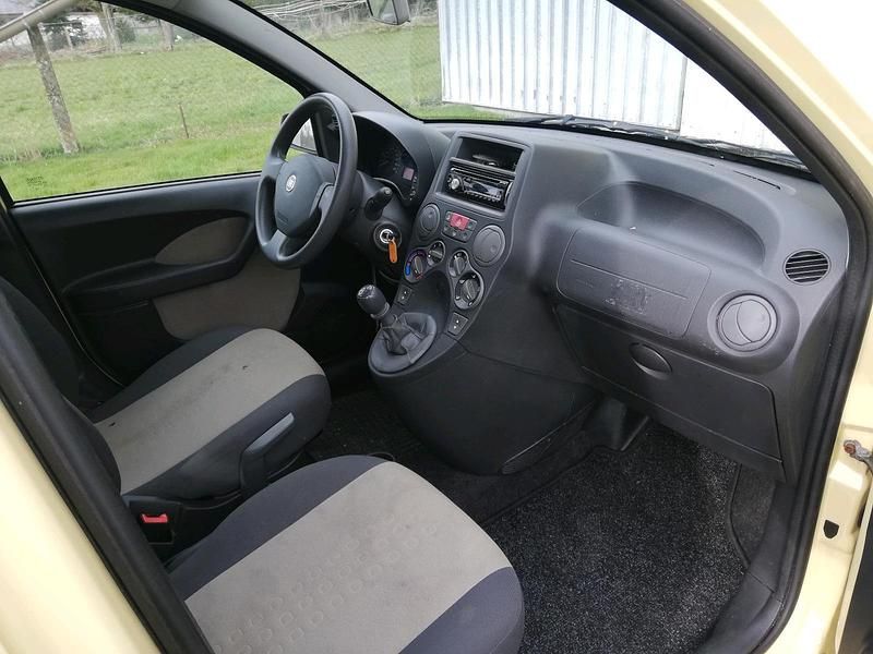Gebraucht Fiat Panda 54 PS (39 kW) 2009 Gelb Kleinwagen