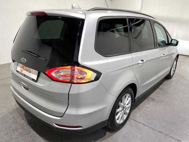 Gebraucht Ford Galaxy Trend 150 PS (110 kW) 2021 Silber Van / Kleinbus