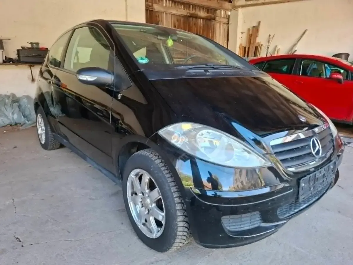 Second-hand Mercedes A160 2007 Negru Hatchback