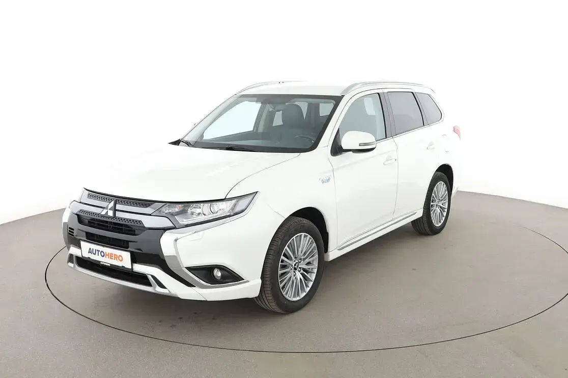 Gebraucht Mitsubishi Outlander P-HEV Spirit 82 PS (60 kW) 2021 SUV