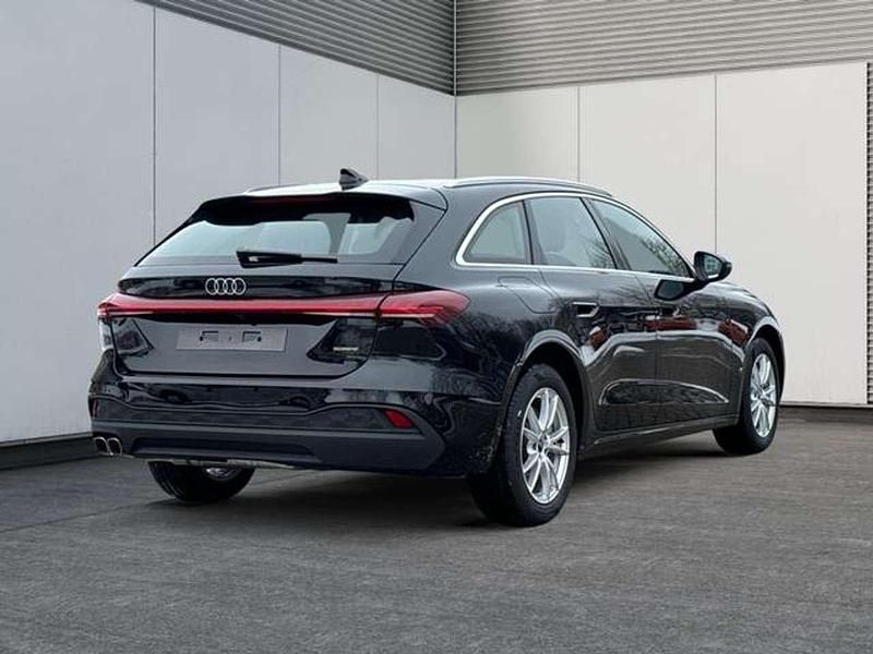 Neu Audi A5 204 PS (150 kW) 2026 Mythosschwarz metallic/schwarz Kombi