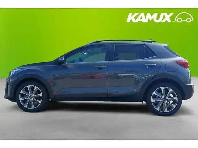Gebraucht Kia Stonic Platinum Edition 120 PS (88 kW) 2017 Silber / grau SUV