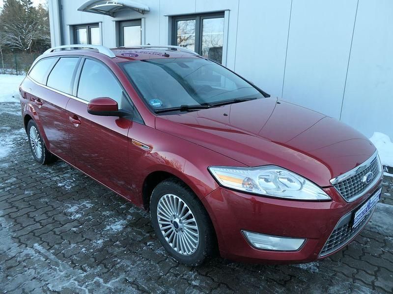 Gebraucht Ford Mondeo Titanium 175 PS (128 kW) 2009 Rot Limousine