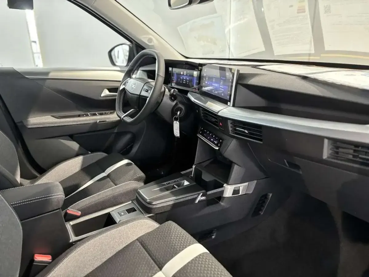 Gebraucht Opel Frontera 136 PS (100 kW) 2025 Blau SUV